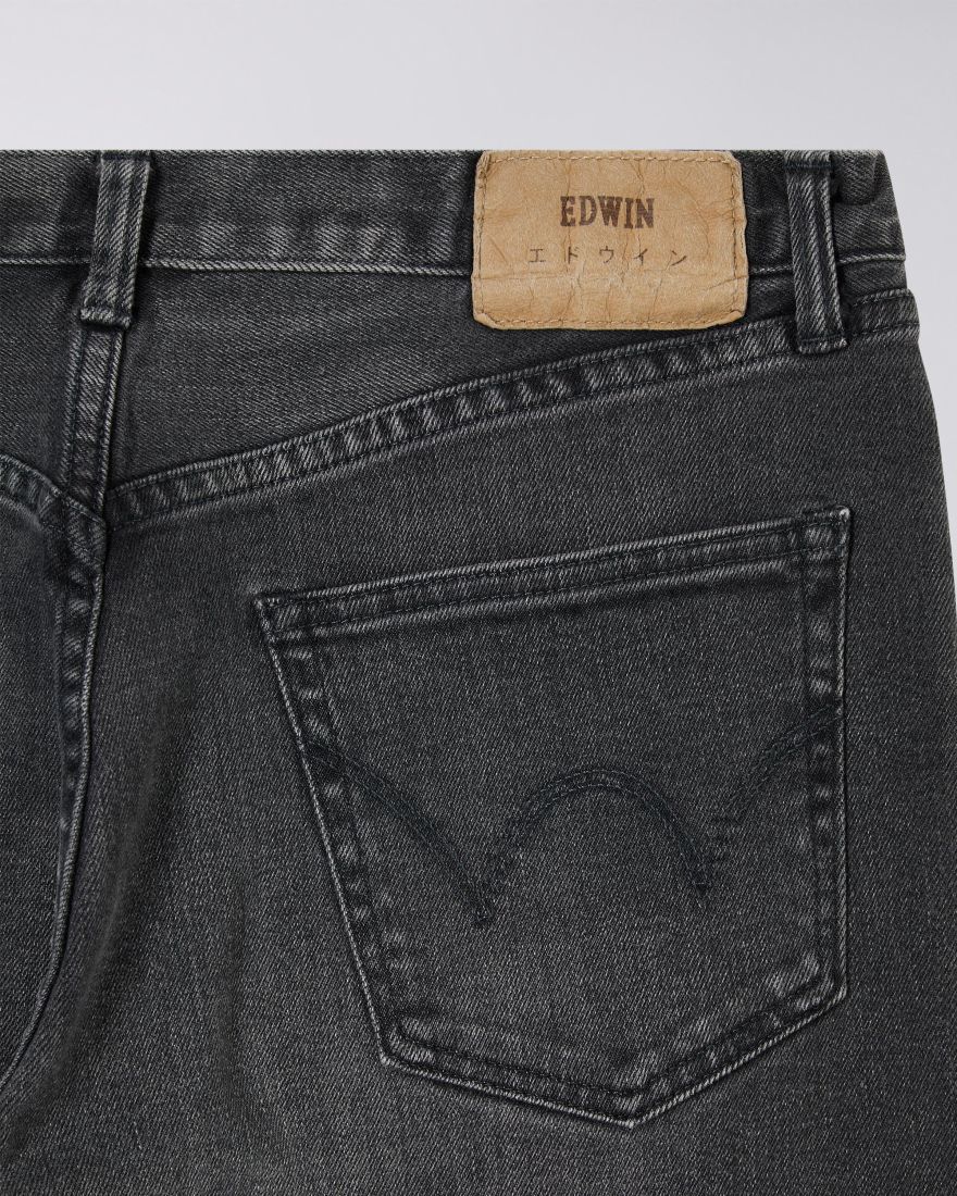 EDWIN Slim Tapered Jeans - Kaihara Black x Black Stretch Denim Green x ...